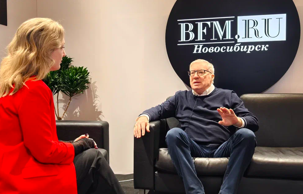 Фото В Новосибирске Виктор Толоконский призвал спасать стройкомплекс через госзаказ на школы и дороги 2